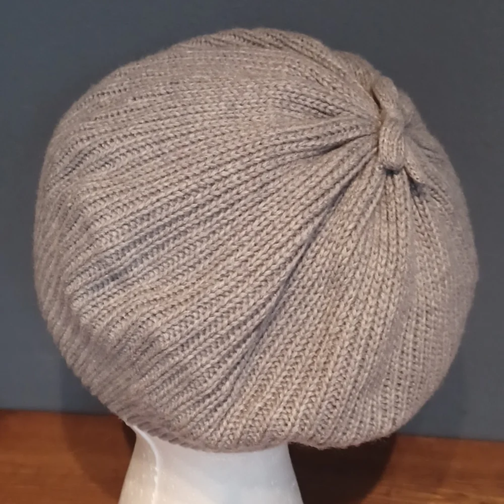 Kate Spade hat - Picture 3 of 11